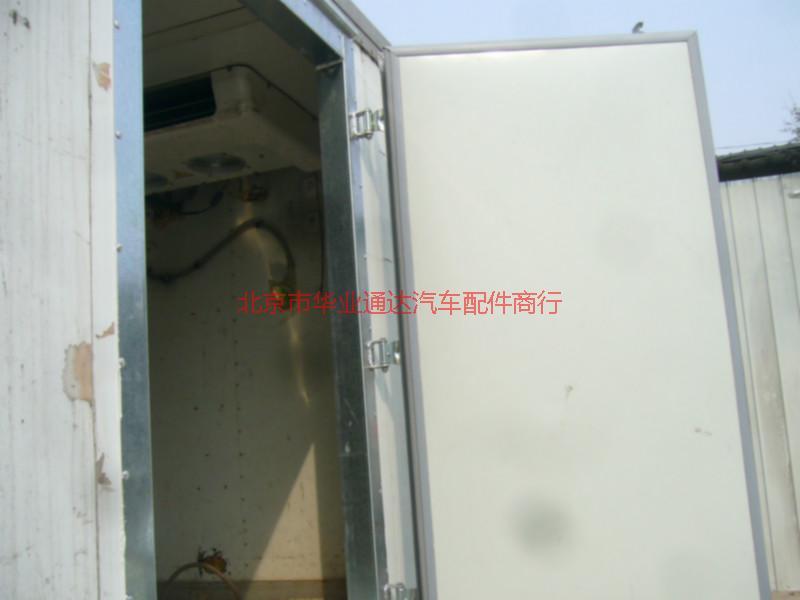 供應(yīng)鐵皮箱改裝冷藏車010-67377724