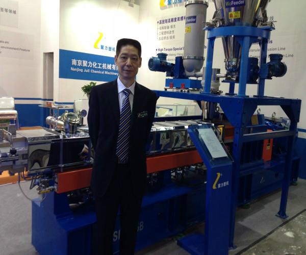 供應色母塑料改性*雙螺桿塑料造粒機 工程塑料造粒機 PC/ABS合金造粒機