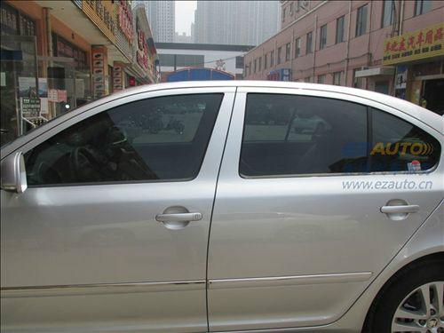 石家莊龍膜汽車太陽膜哪里去斯柯達(dá)明銳龍膜前檔AIR80暢悅80ELT