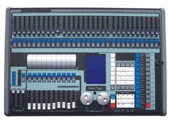 供應(yīng)專業(yè)燈光控臺