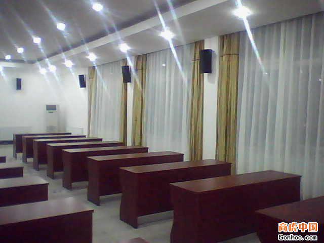 供應(yīng)窗簾定做遮光窗簾會(huì)議室窗簾電動(dòng)窗簾定做布藝窗簾辦公卷簾