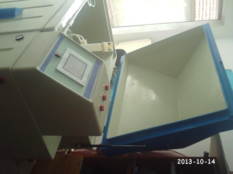 供應(yīng)濟(jì)南鹽霧試驗(yàn)箱濟(jì)南鹽霧箱濟(jì)南腐蝕試驗(yàn)箱專(zhuān)業(yè)品質(zhì)