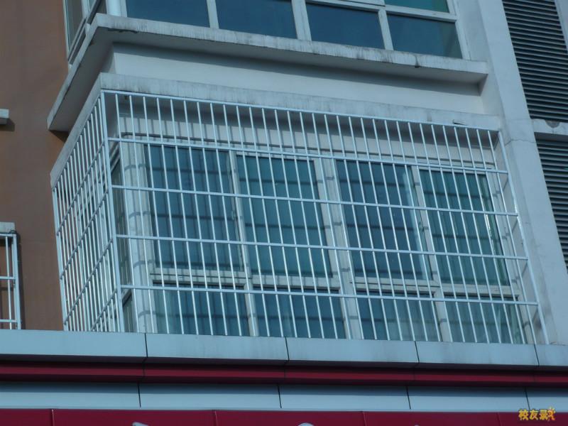 供應(yīng)巨鹿防盜紗窗，巨鹿隱形紗窗，隱形防盜網(wǎng)