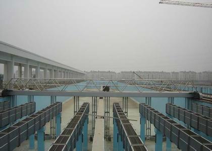 斜板管沉淀池泵吸式吸泥機(jī)圖片