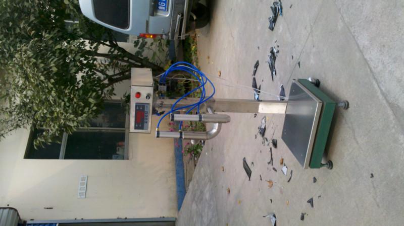 供應(yīng)新疆自治區(qū)的醬油灌裝機(jī)出售