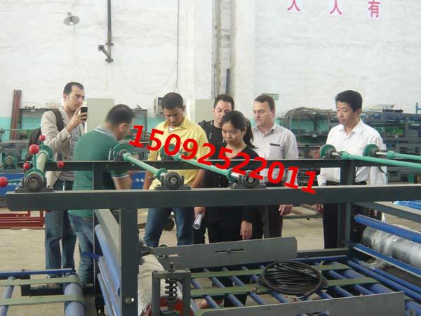 寧津鑫達(dá)/玻鎂板設(shè)備/生產(chǎn)線圖片