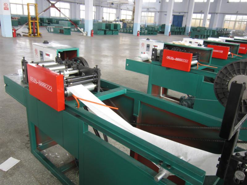 供應(yīng)紅提葡萄果袋機(jī)/巨峰葡萄套袋機(jī)/馬陸葡萄紙袋機(jī)/葡萄套袋成型設(shè)備