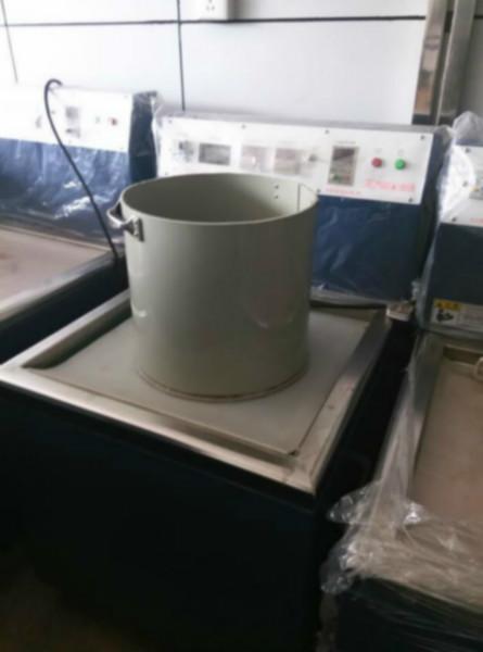 供應精密五金鐵銅清洗去毛刺大越拋光機廠家