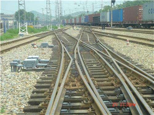 礦安供應(yīng)鐵路道岔 規(guī)格齊全品質(zhì)保障 礦用道岔 道岔礦用