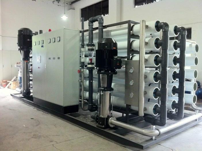 供應(yīng)車用尿素溶液生產(chǎn)設(shè)備