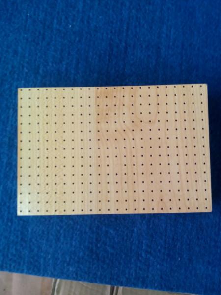 供應(yīng)佛山孔木吸音板.槽孔吸音板生產(chǎn)廠家報(bào)價(jià)