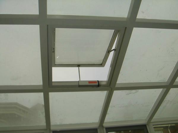 供應電動天窗，上懸電動天窗，陽光房電動天窗價格