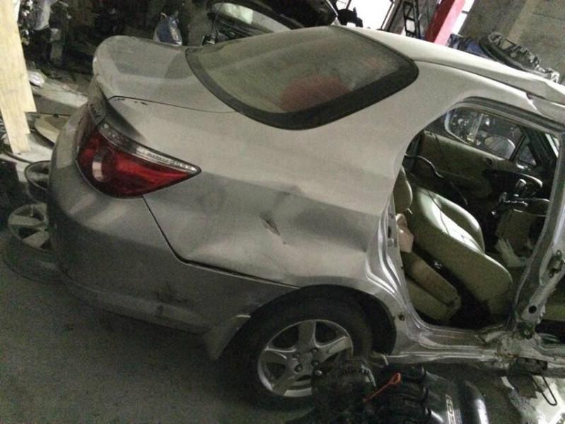 供應(yīng)思迪原裝排氣管整車拆車件