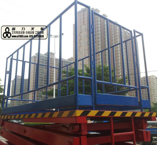 供應(yīng)升降機【廠家直銷】5009米移動式升降平臺  升降平臺   升降機