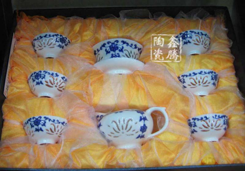 供應(yīng)青花茶具-玲瓏陶瓷茶具