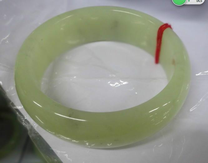 供應(yīng)河磨玉手鐲