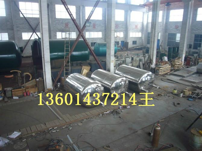 304材質囊式氣壓罐圖片