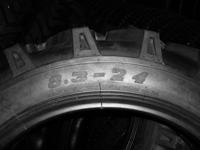 8.3-24正品拖拉機(jī)人字花紋輪胎圖片