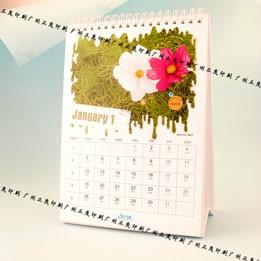供應(yīng)2015年熱銷臺(tái)掛歷廣告燙金定制批發(fā)