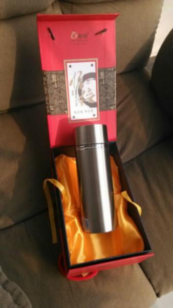 供應西安保溫杯批發(fā)定做紫砂杯激光刻字批發(fā)