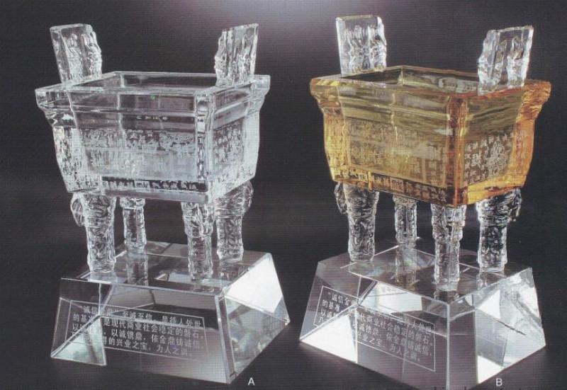 供應(yīng)水晶擺件 水晶煙缸 水晶鼎定制