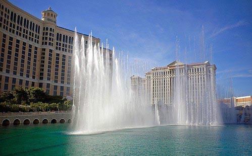 龍光城500萬(wàn)別墅大盤(pán)超豪華配套圖片