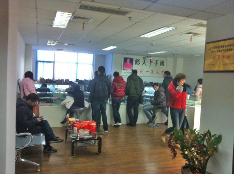 供應(yīng)蘋果6換個(gè)屏幕要多少錢