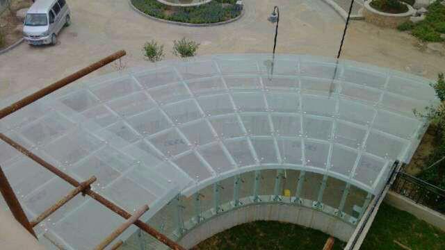 供應(yīng)鄭州玻璃房/車庫