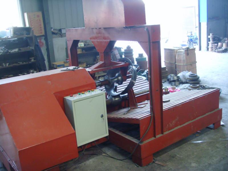 供應(yīng)FXY旋壓機多少錢一臺/旋壓機的價格