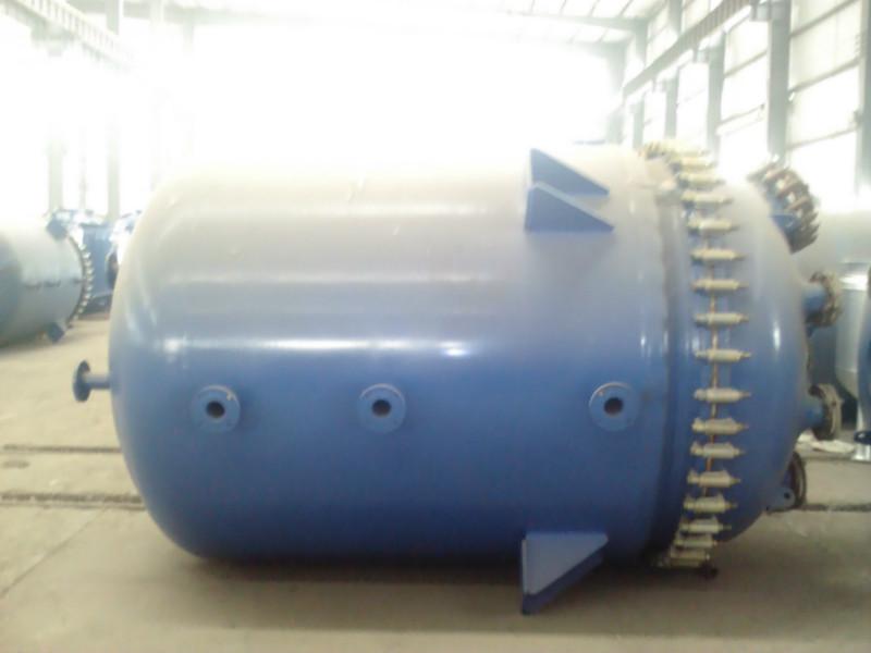 供應(yīng)15000L搪瓷反應(yīng)釜