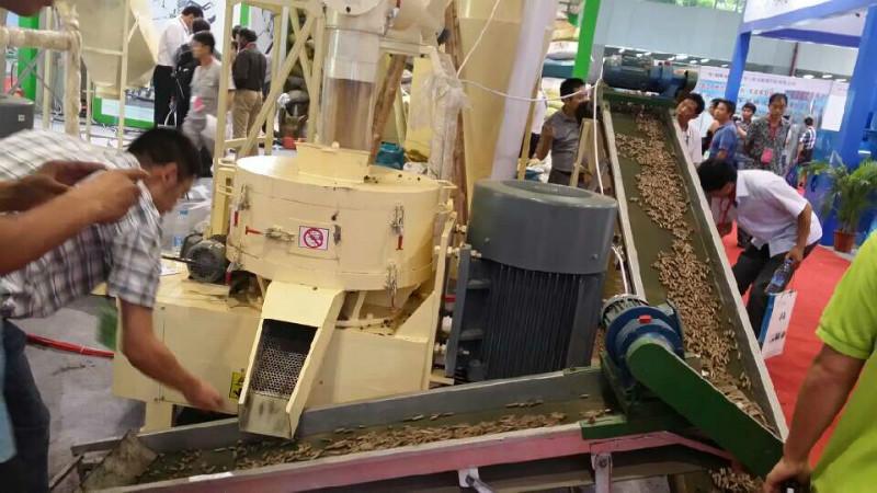 供應(yīng)安徽玉米秸稈顆粒機生產(chǎn)廠家，玉米秸稈制粒機哪家好