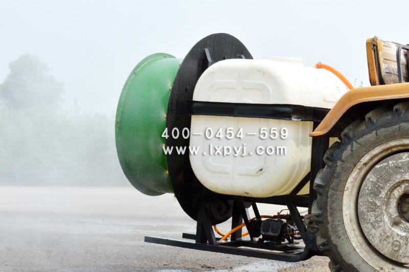 3WPXF-500型果園風(fēng)送懸掛式噴霧圖片