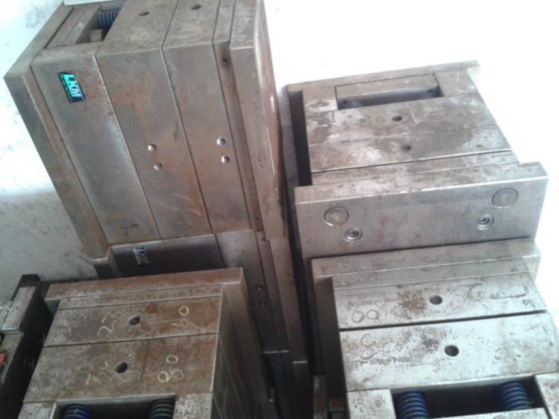 二手模具圖片/二手模具樣板圖 (4)