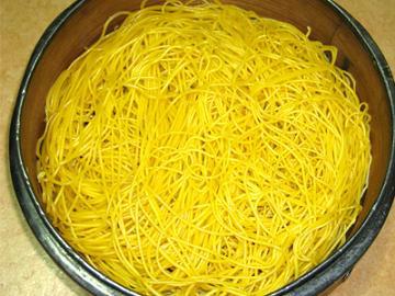 供應(yīng)小麥冷面機(jī)，多功能鋼絲面機(jī)