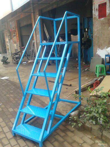 供應平湖登高梯福永登高梯長安登高梯