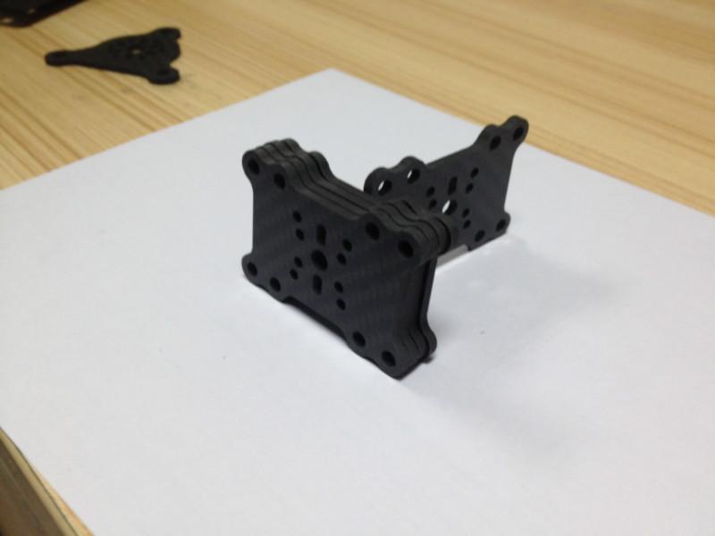 供應(yīng)3K碳纖維板加工、模型件