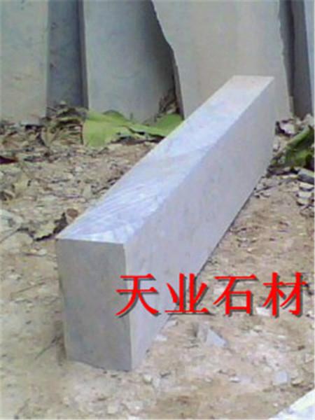 青石路沿石圖片