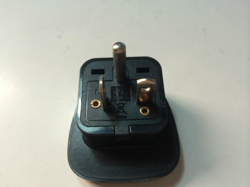 供應美式電源轉(zhuǎn)換插頭美標轉(zhuǎn)換插座