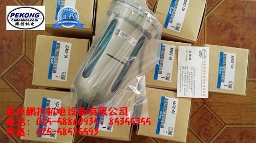 SMC自动排水器 AD402-04