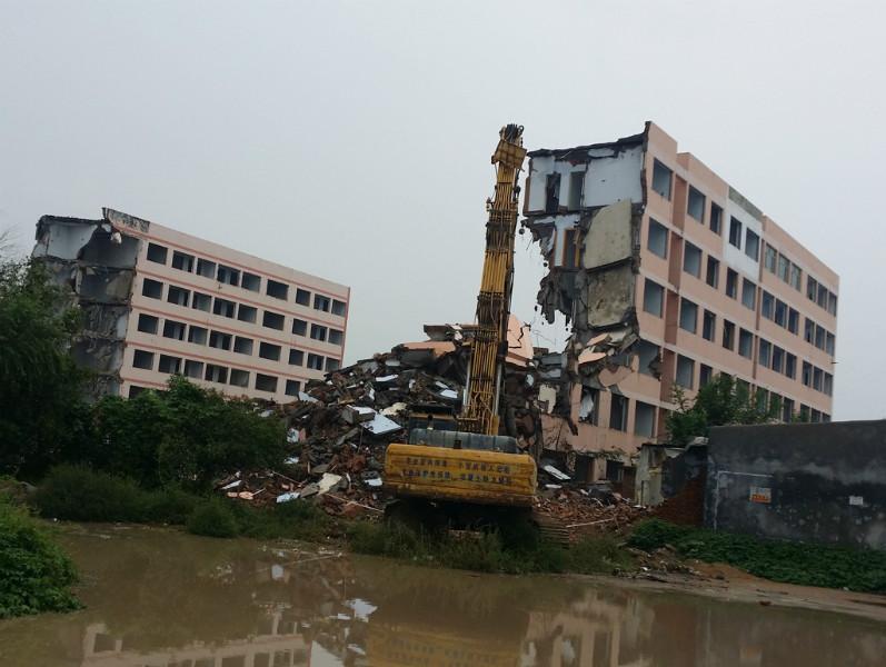 供應(yīng)電廠拆除,水塔拆除,人工拆除繩鋸