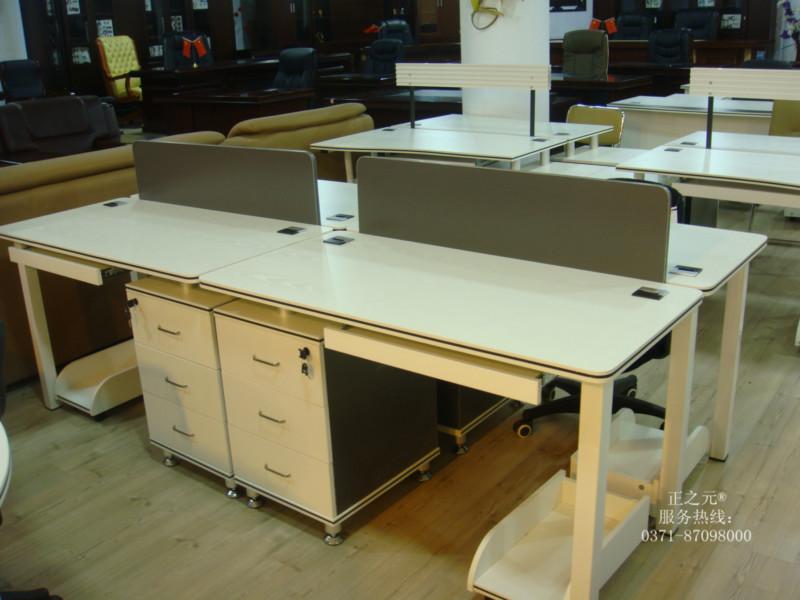 供應(yīng)正之元辦公屏風(fēng)廠家直銷鄭州辦公桌辦公家具批發(fā)