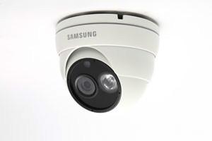 供應(yīng)珠寶店高清監(jiān)控攝像機三星紅外夜視高清半球三星SCD-5083RP