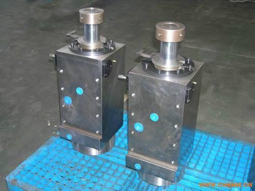 數(shù)控折彎?rùn)C(jī)圖片/數(shù)控折彎?rùn)C(jī)樣板圖 (3)