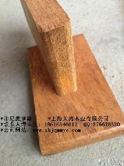 供應(yīng)黑龍江防腐木價(jià)格1 防腐木板材經(jīng)銷商