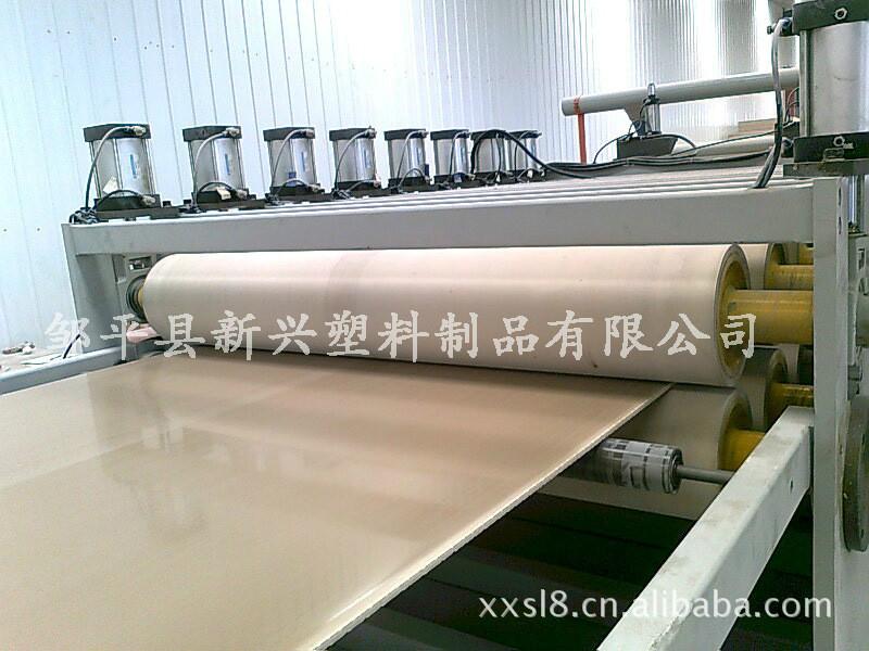 供應(yīng)優(yōu)質(zhì)PVC木塑板 廠家直銷 可重復(fù)利用