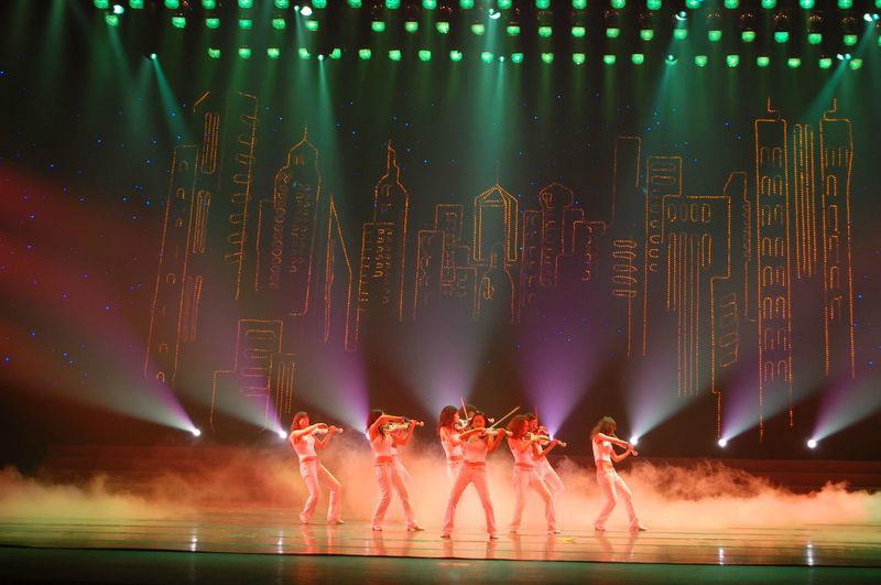 廣州出租舞臺(tái)滑軌鋼架出租圖片