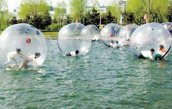 供應(yīng)游樂(lè)設(shè)備-水上步行球-水上游樂(lè)設(shè)備-2015年夏季*錢(qián)-水上步行球設(shè)備
