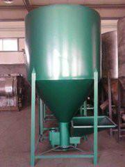 供應(yīng)山東立式飼料攪拌機(jī)廠家直銷最