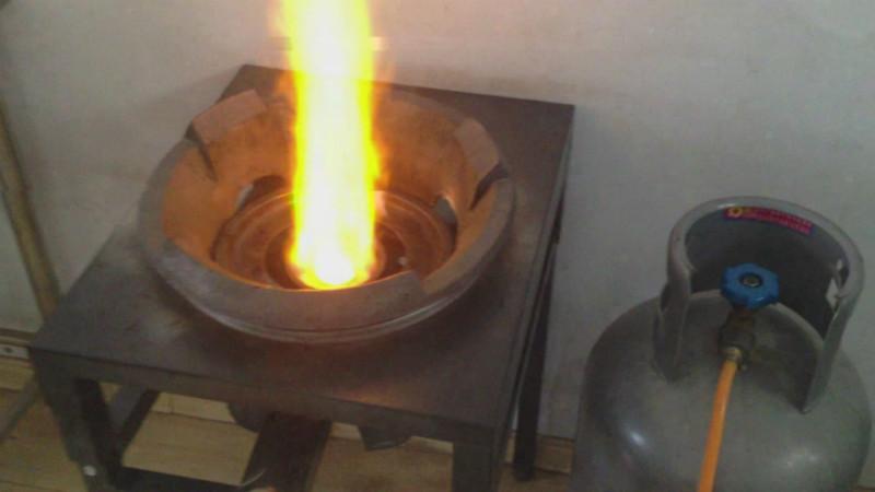 供應(yīng)醇基燃料猛火灶新鄉(xiāng)廠家直銷 醇基燃料猛火灶河南廠家直銷