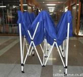 供應(yīng)廣告?zhèn)闩l(fā)禮品廣告?zhèn)阏郫B傘彩色傘